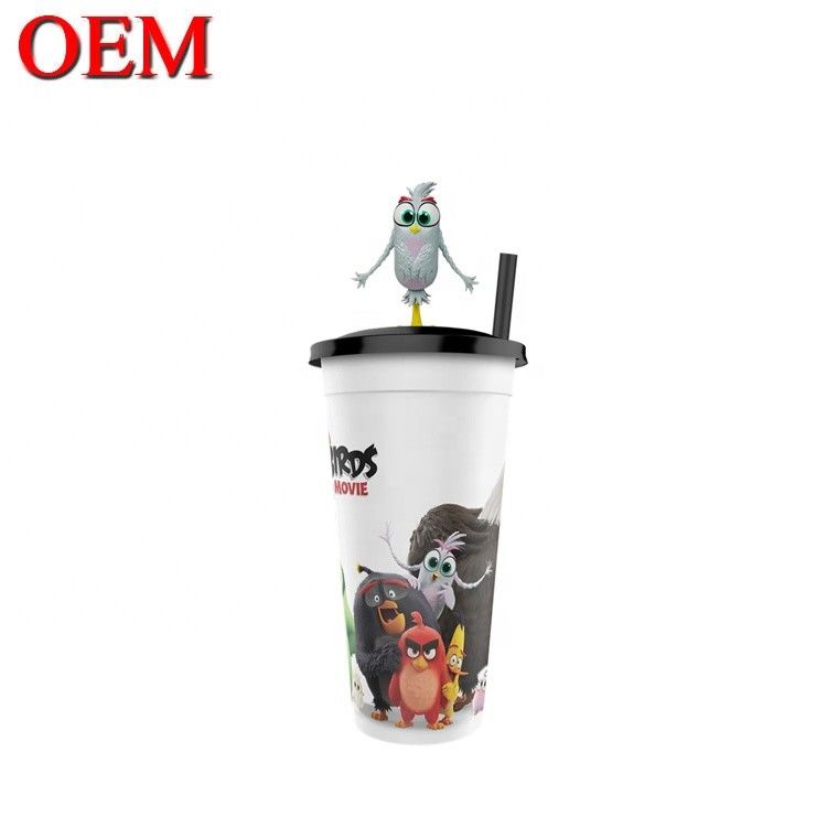 Op maat gemaakte plastic figuur OEM Cup Topper Figuurtjes Creëer verjaardag Figuurtje Cup Decoratie