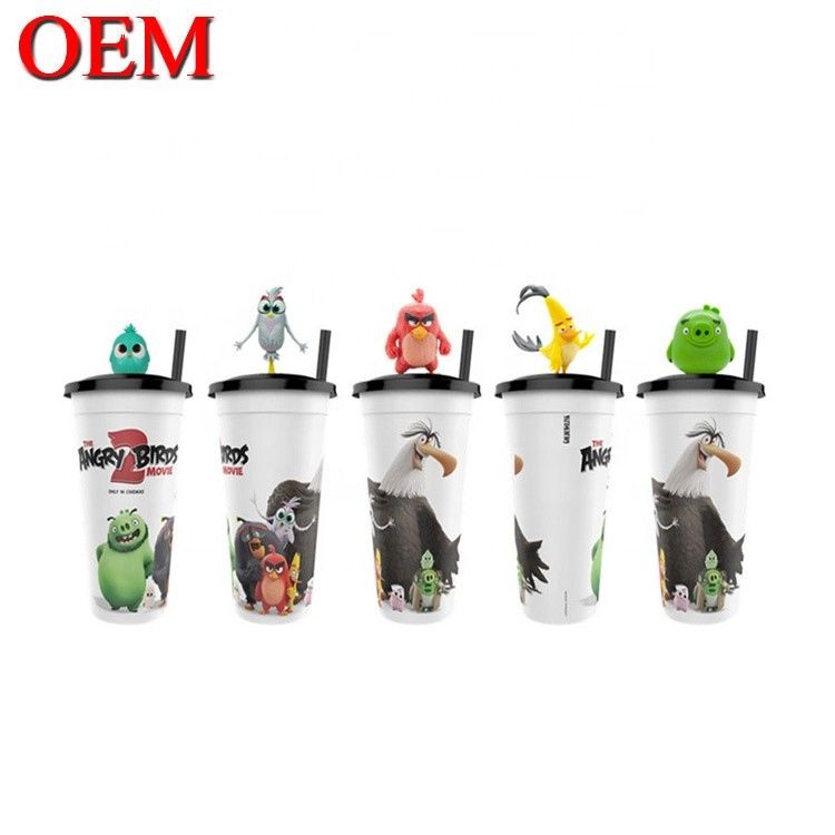 Op maat gemaakte figuur met dubbele wand Plastic Straw Cup Herbruikbare waterbeker OEM Plastic Toy Factory