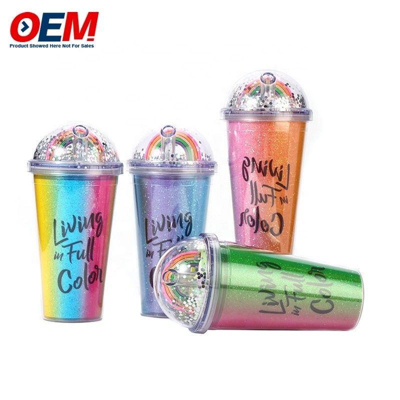 Fabriek maat PP Double Wall Cup met stro OEM Plastic Cup schattig beer waterbeker
