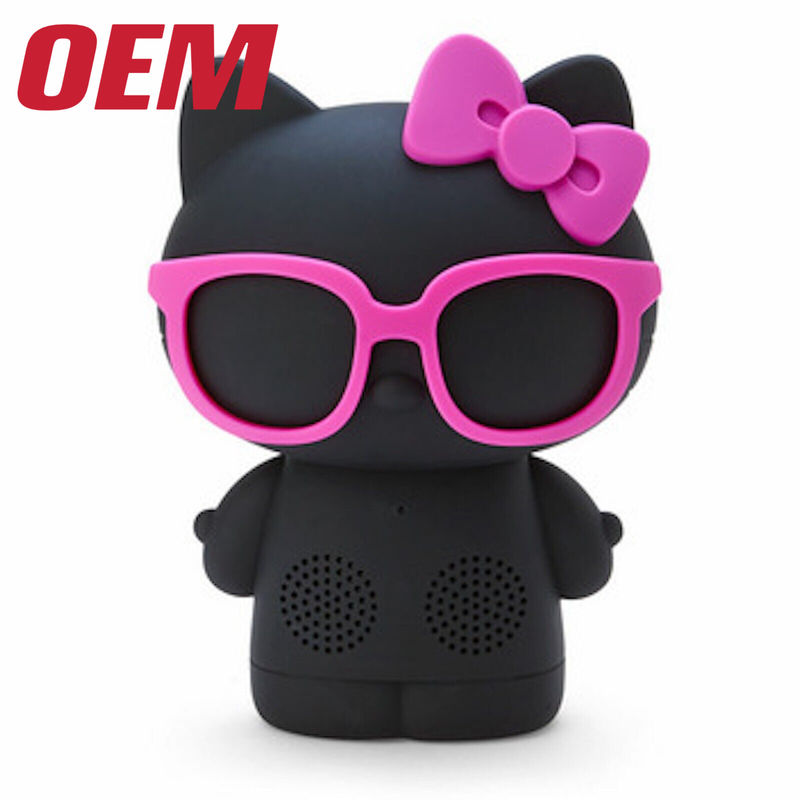 Gepersonaliseerde Kitty Mini Bluetooth-luidspreker gemaakt van 5 inch draadloze karakter luidspreker OEM opgeladen schattig tekenfilm speelgoed maker