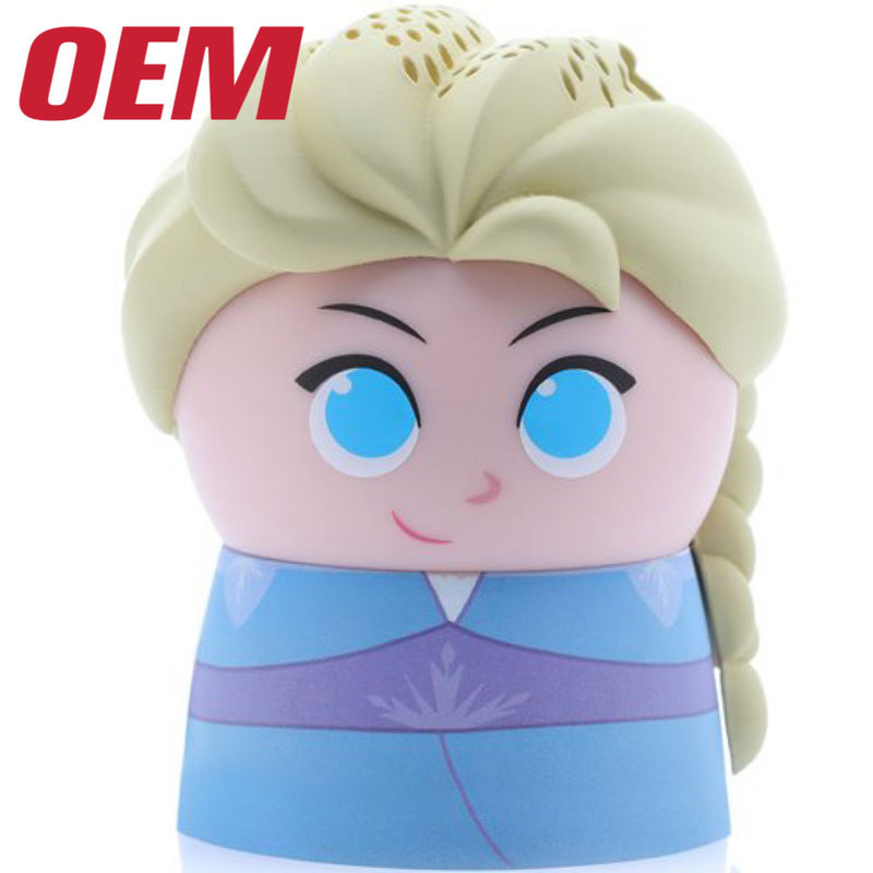 Gepersonaliseerde Kitty Mini Bluetooth-luidspreker gemaakt van 5 inch draadloze karakter luidspreker OEM opgeladen schattig tekenfilm speelgoed maker