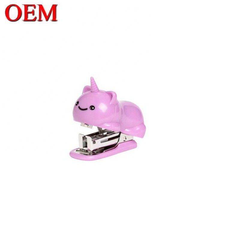 Plastic Duck Cartoon Shape Office Stapler OEM Plastic Animal Toy School Stapler Voor Studenten