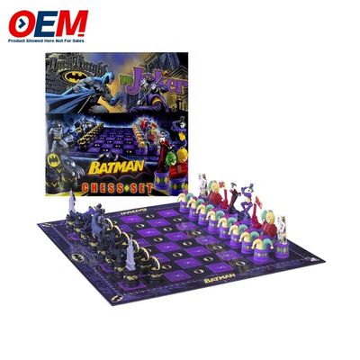 Op maat gemaakt kunststof decoratieve film helden figuur karakter schaak set gemaakt cartoon speelgoed spel schaak